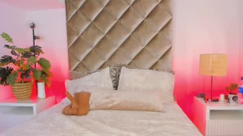 Call Me  Mala   online show from 05/04/26, 06:59