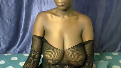 malaika_musa online show from 01/17/26, 12:48
