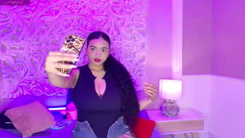   online show from 12/01/25, 12:21