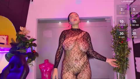   online show from 12/03/25, 12:58