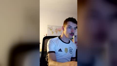 male20y online show from 06/14/26, 10:45