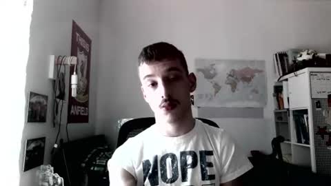 male20y online show from 08/03/26, 09:15