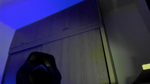 ADAM         online show from 12/21/25, 04:08