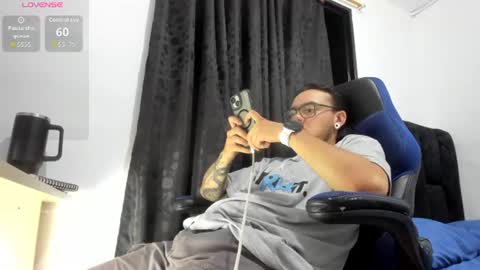 Snapshot of male_pussy chatting on 06/19/26, 12:59 ADAM online show from 06/19/26, 12:59