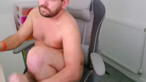 malecamslave18 online show from 11/05/25, 01:44