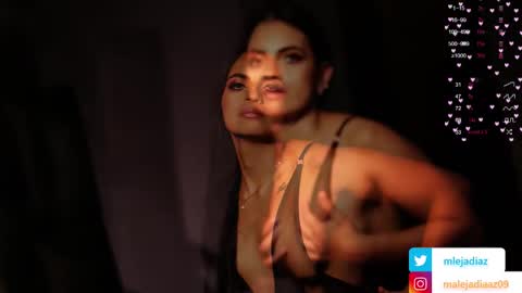 Snapshot of malejadiaz_ chatting on 10/15/25, 06:41 Maleja Diaz online show from 10/15/25, 06:41