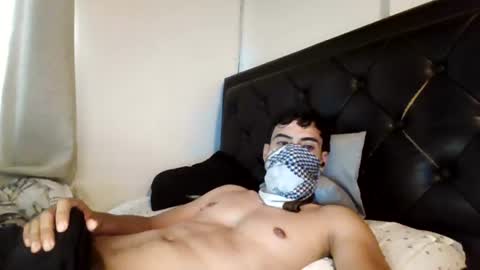 Snapshot of malekthick chatting on 06/28/26, 05:19 malekthick online show from 06/28/26, 05:19