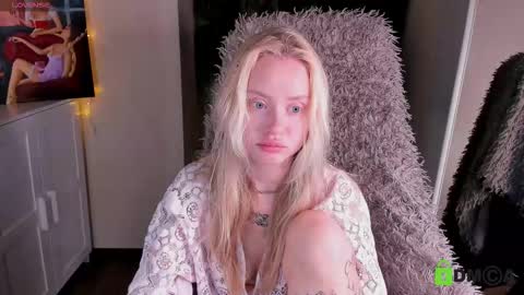 Snapshot of malenaernman chatting on 09/09/25, 07:41 Malena online show from 09/09/25, 07:41