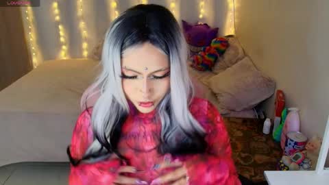 maliciaxpoison online show from 04/01/26, 11:02