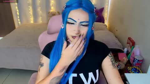 maliciaxpoison online show from 04/07/26, 09:37