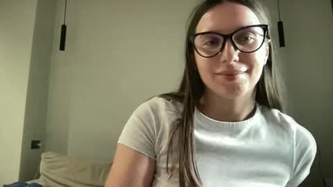 malina568708 online show from 06/09/26, 01:45