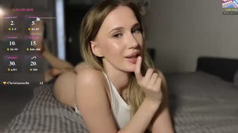 malinaklubnika online show from 06/11/26, 05:33