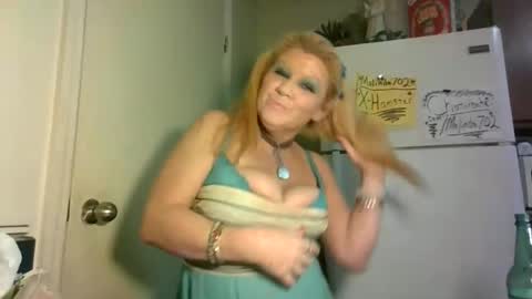 malinda702 online show from 02/11/26, 10:09