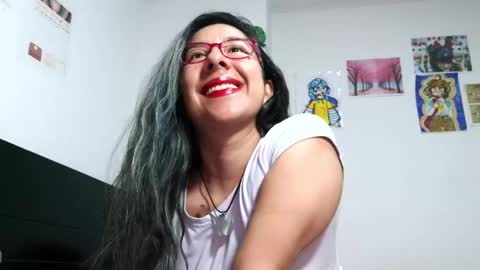 Snapshot of malishka_fox chatting on 09/30/25, 04:06 Malishka online show from 09/30/25, 04:06