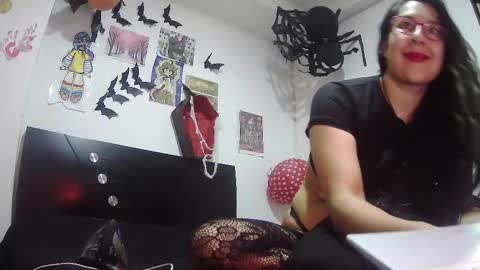 Snapshot of malishka_fox chatting on 11/02/25, 02:14 Malishka online show from 11/02/25, 02:14