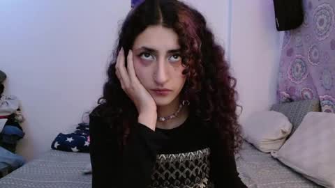 Malita online show from 01/06/25, 01:53