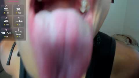 Snapshot of malkongarcia chatting on 10/24/25, 10:50 malkongarcia online show from 10/24/25, 10:50