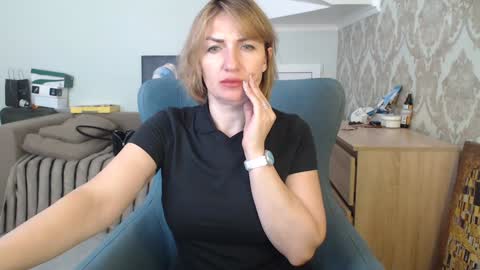 mallinia online show from 04/30/26, 10:32