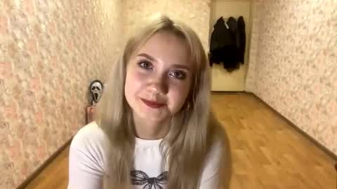 Amelia online show from 01/13/26, 03:17