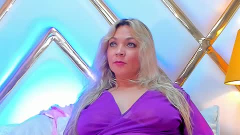 Snapshot of malorysweet chatting on 02/22/25, 03:03 MalorySweet online show from 02/22/25, 03:03