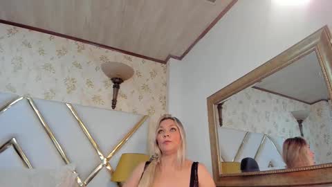 Snapshot of malorysweet chatting on 02/17/26, 11:50 MalorySweet online show from 02/17/26, 11:50