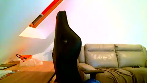 breton online show from 12/02/24, 07:38