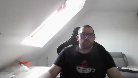 breton online show from 12/09/24, 10:22