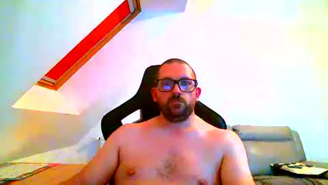 breton online show from 09/14/25, 09:03