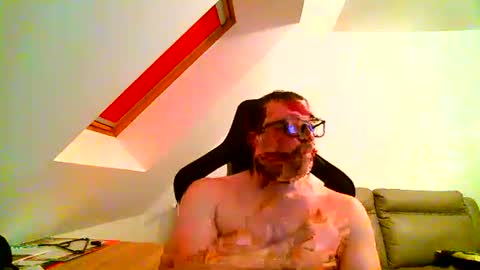 breton online show from 10/25/25, 09:31