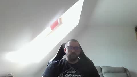 breton online show from 05/08/26, 11:37