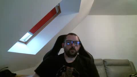 breton online show from 05/12/26, 07:22