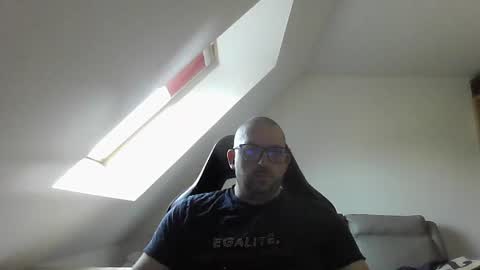 breton online show from 07/23/26, 07:28