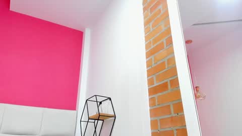 Melanie online show from 12/20/24, 09:39