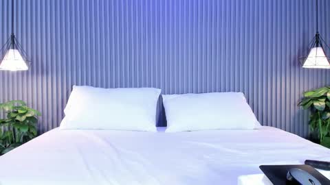 Malu online show from 12/17/25, 05:19