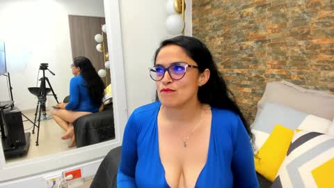 Snapshot of malurivers chatting on 04/07/26, 03:40 Milu online show from 04/07/26, 03:40