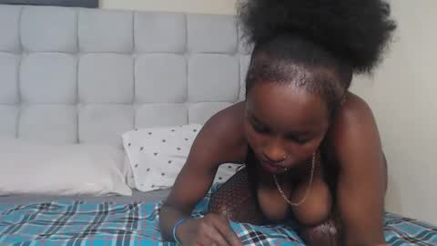 Snapshot of mamaapussy chatting on 02/09/25, 07:09 mamaa online show from 02/09/25, 07:09