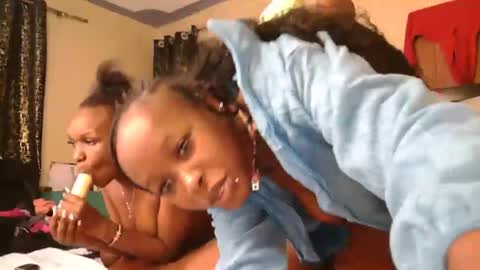 Snapshot of mamaapussy chatting on 09/12/25, 08:14 mamaa online show from 09/12/25, 08:14