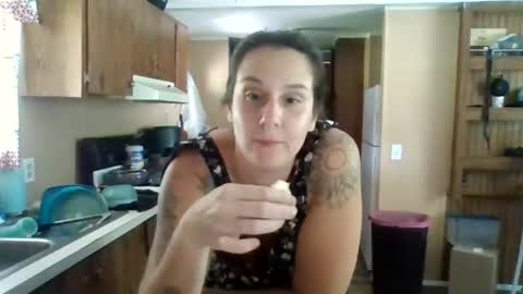 Elizabeth online show from 07/03/26, 09:10