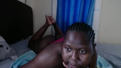 Snapshot of mamasita2023 chatting on 02/10/25, 03:32 mamasita2023 online show from 02/10/25, 03:32