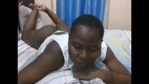 Snapshot of mamasita2023 chatting on 03/02/25, 07:45 mamasita2023 online show from 03/02/25, 07:45