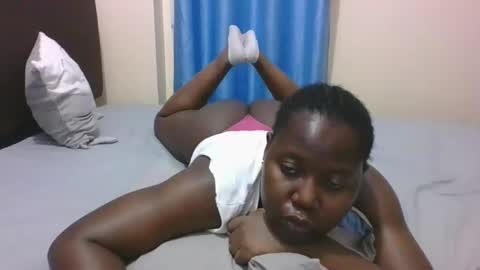 Snapshot of mamasita2023 chatting on 03/12/25, 08:41 mamasita2023 online show from 03/12/25, 08:41