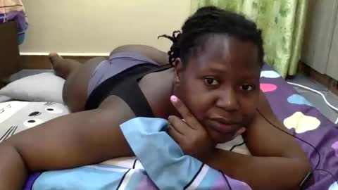 Snapshot of mamasita2023 chatting on 10/01/25, 02:23 mamasita2023 online show from 10/01/25, 02:23