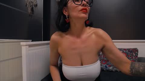 ioana love online show from 03/15/26, 08:04