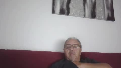OLDMANFREE online show from 10/12/25, 01:48