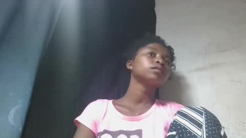 mamieriela online show from 05/10/26, 04:45
