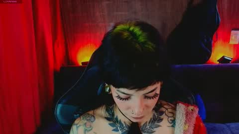   online show from 07/10/26, 08:55