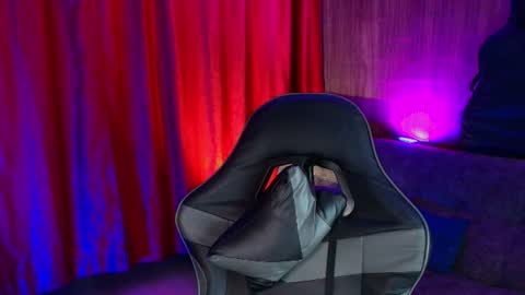   online show from 07/27/26, 09:00