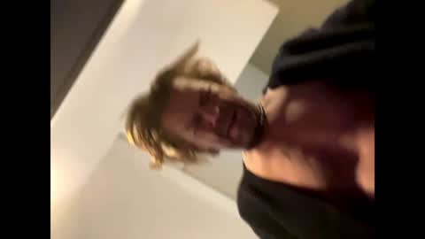 Snapshot of man38110 chatting on 01/14/25, 09:13 man38110 online show from 01/14/25, 09:13