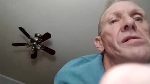 man4latinimennow online show from 12/04/25, 12:47