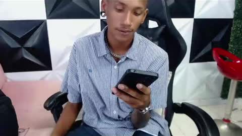 man_san11 online show from 02/21/25, 03:43